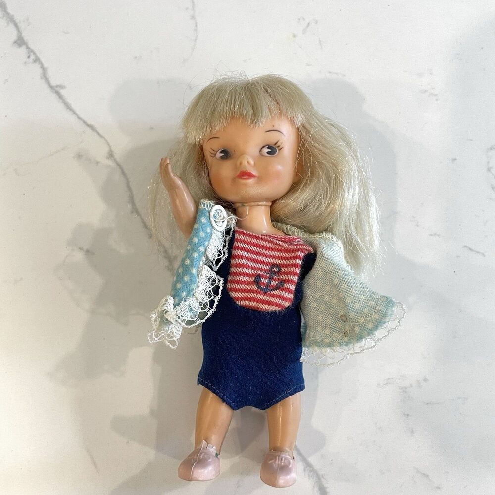 Remco Heidi Pocketbook Doll MCM Vintage 1964 Waving Arm Anchor Dress